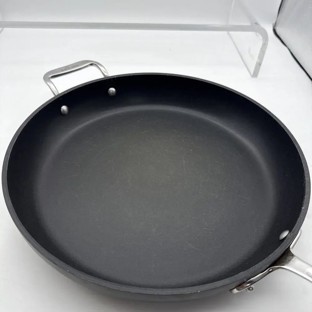 All-Clad HA1 Hard Anodized Nonstick 4QT saute searing browning Pan (No Lid)